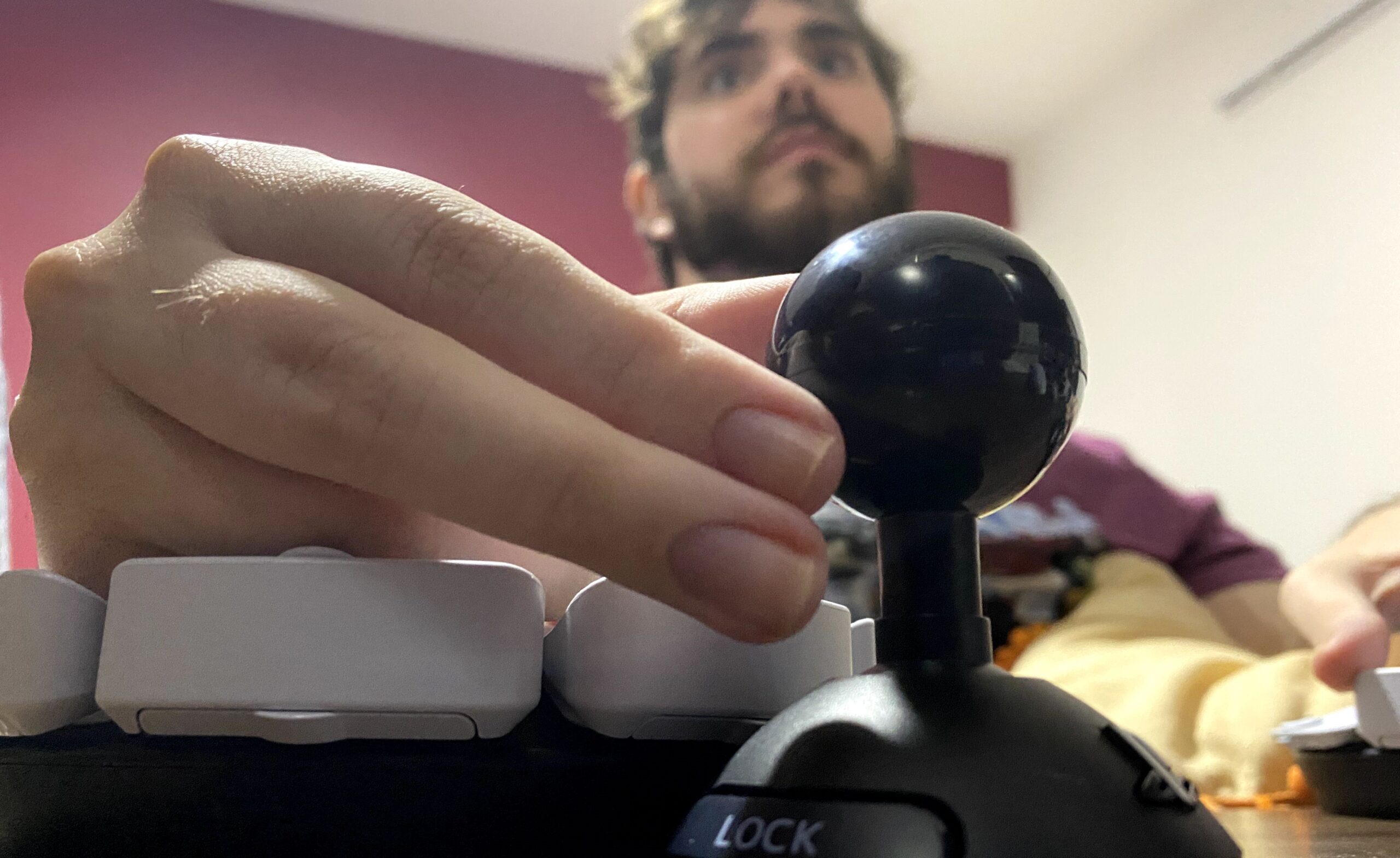 Critica: Access Controller é um periférico necessário